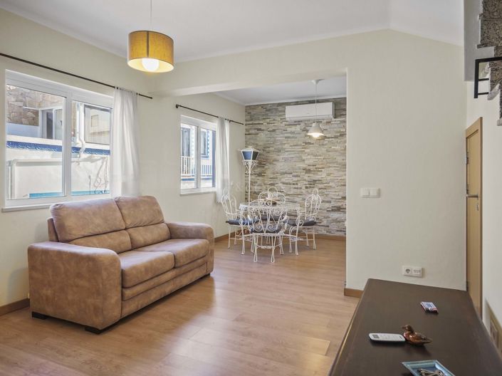 Image No.6-3 Bed Townhouse for sale