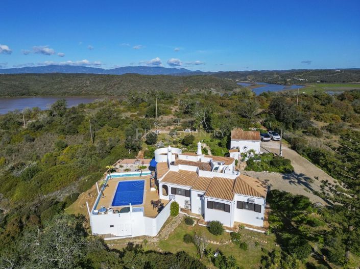 Image No.2-Propriété de 3 chambres à vendre à Lagoa