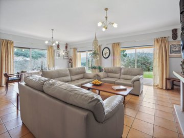 2104-367363-14d4e763c151089fe37f379b2f9be1ace