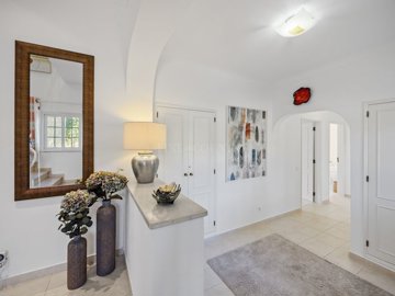 2104-369000-14d4e763c151089fe37f379b2f9be1ace