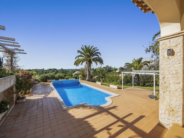 Image No.32-4 Bed Property for sale