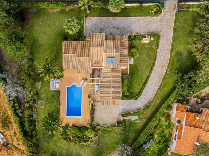 Image No.35-4 Bed Property for sale