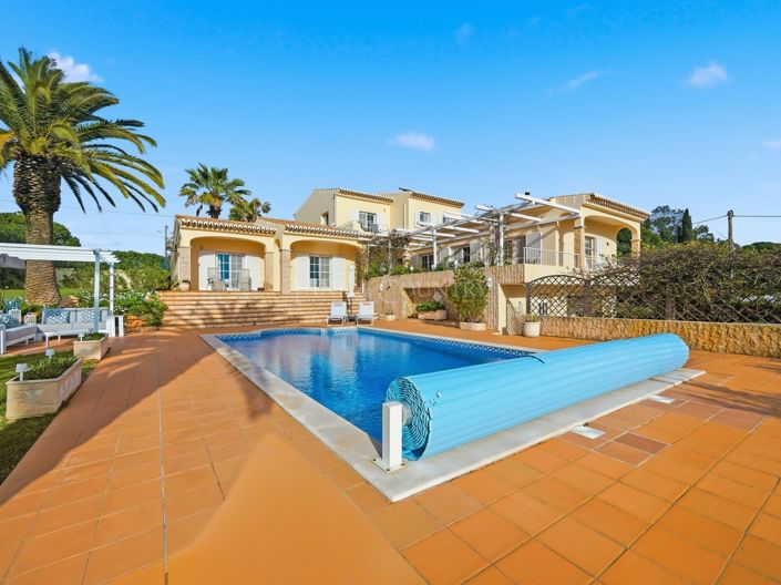 Image No.42-4 Bed Property for sale