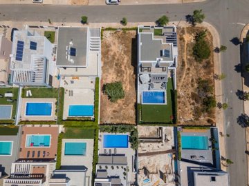 2104-233254-14d4e763c151089fe37f379b2f9be1ace