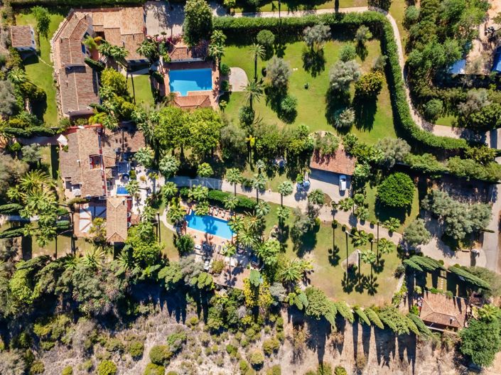 Image No.57-6 Bed Property for sale