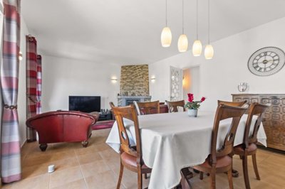 2104-250688-14d4e763c151089fe37f379b2f9be1ace