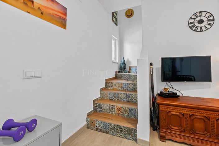 Image No.20-5 Bed Villa for sale