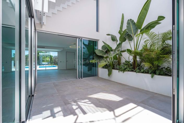 Image No.10-3 Bed Semi-Detached for sale