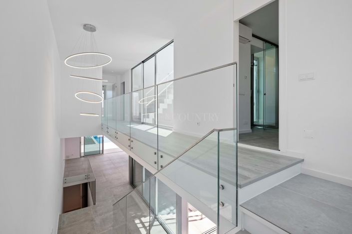 Image No.16-3 Bed Semi-Detached for sale