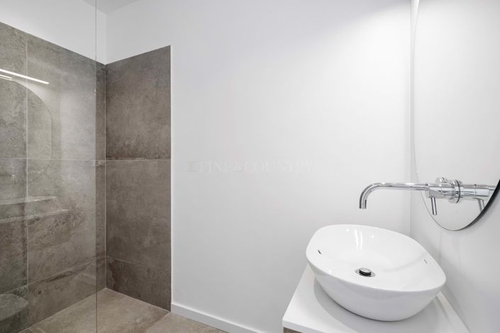 Image No.23-3 Bed Semi-Detached for sale