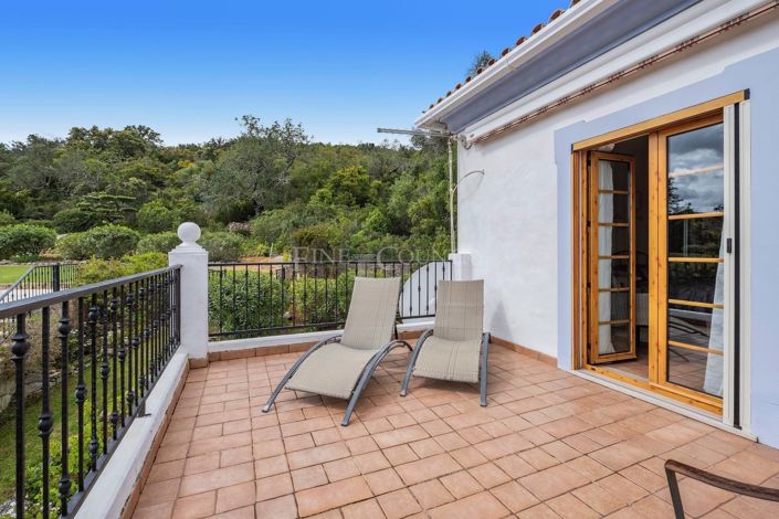 Image No.26-3 Bed Property for sale