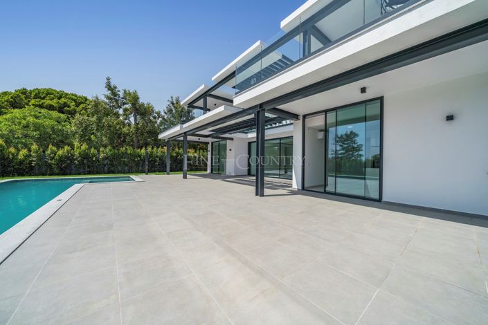 Image No.51-4 Bed Villa for sale