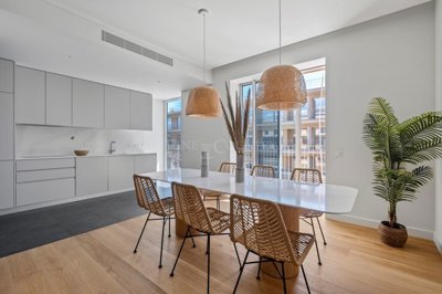 2104-353715-b952a8cbdbc2fd66601ce91bb265b9cce