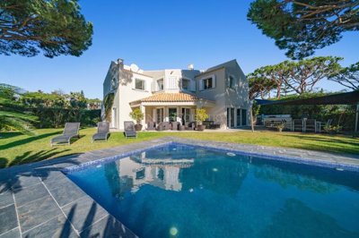 2104-357355-b952a8cbdbc2fd66601ce91bb265b9cce