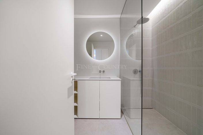 Image No.27-2 Bed Apartment for sale