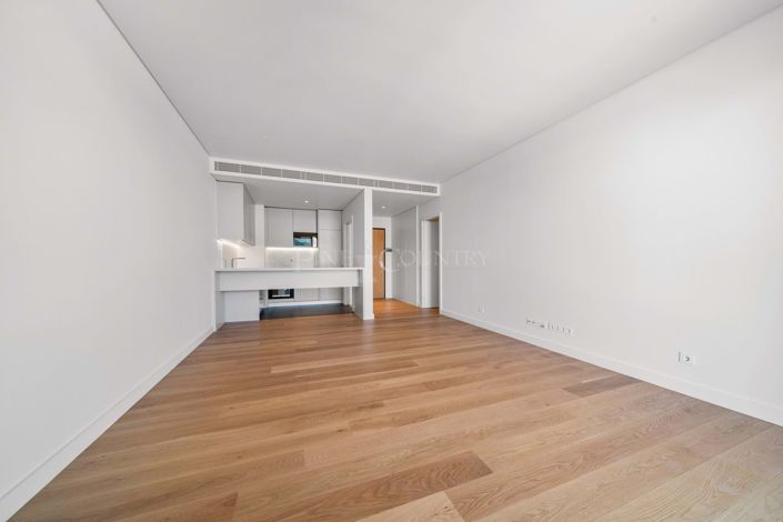 Image No.37-2 Bed Apartment for sale