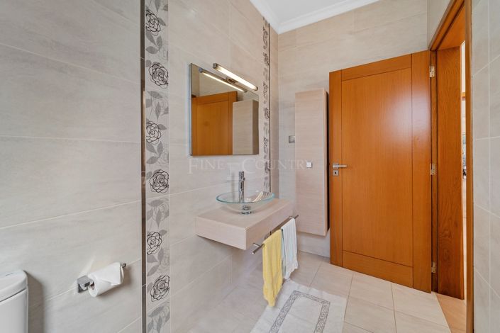 Image No.23-4 Bed Villa for sale