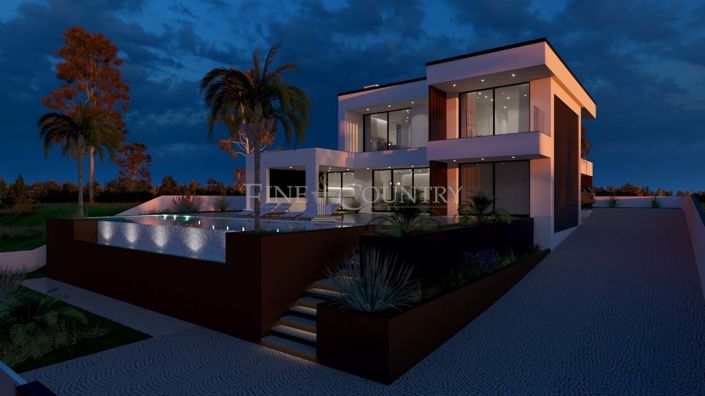 Image No.13-4 Bed Villa for sale