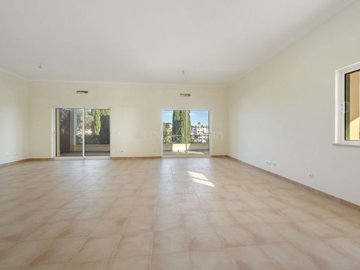 2104-126707-14d4e763c151089fe37f379b2f9be1ace