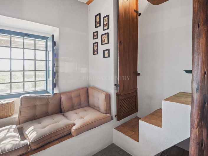 Image No.15-3 Bed Property for sale