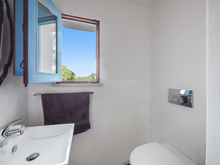 Image No.29-3 Bed Property for sale