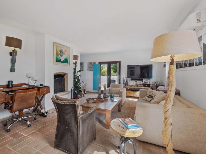 Image No.3-3 Bed Property for sale