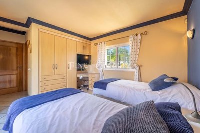 2104-234821-14d4e763c151089fe37f379b2f9be1ace