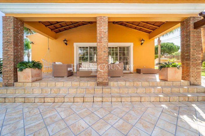 Image No.32-4 Bed Property for sale