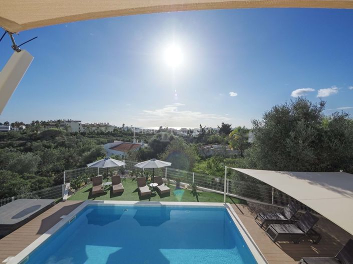 Image No.32-4 Bed Property for sale