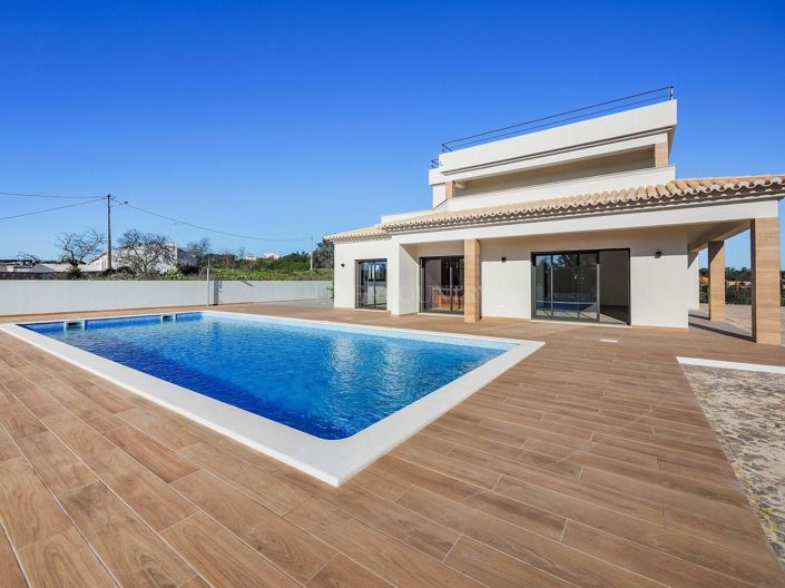 Image No.33-4 Bed Property for sale