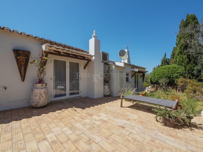 Image No.53-4 Bed Property for sale