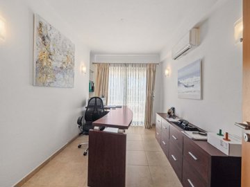 2104-341248-14d4e763c151089fe37f379b2f9be1ace