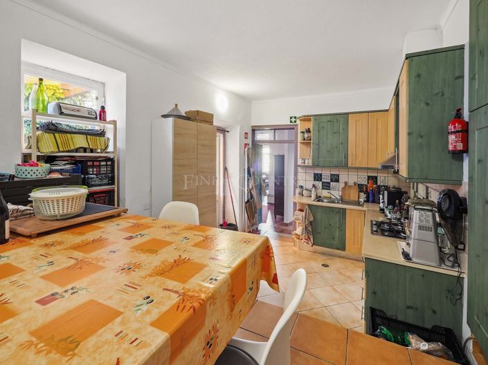 Image No.21-2 Bed Townhouse for sale