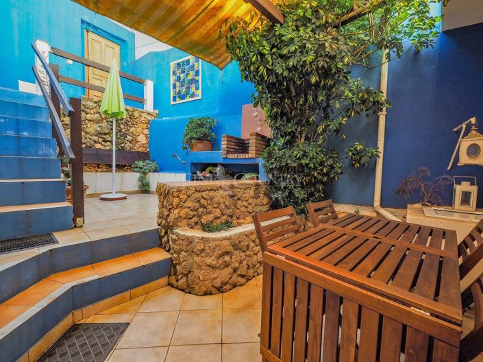 Image No.28-2 Bed Townhouse for sale