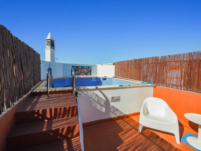 Image No.46-2 Bed Townhouse for sale