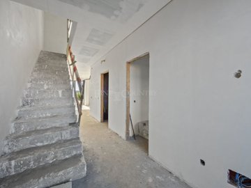 2104-359230-b952a8cbdbc2fd66601ce91bb265b9cce