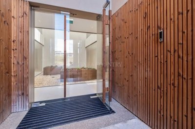 2104-256506-14d4e763c151089fe37f379b2f9be1ace