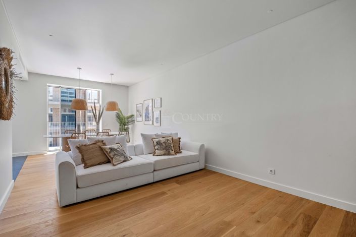 Image No.27-3 Bed Apartment for sale