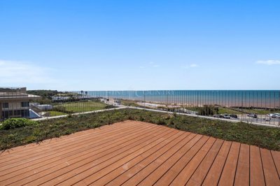 2104-126860-b952a8cbdbc2fd66601ce91bb265b9cce