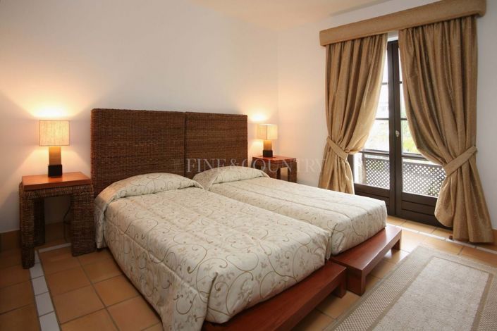 Image No.11-3 Bed Apartment for sale