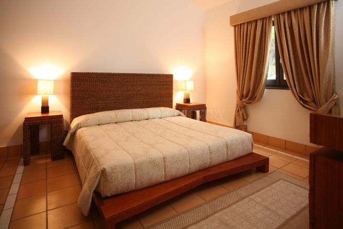 Image No.12-3 Bed Apartment for sale