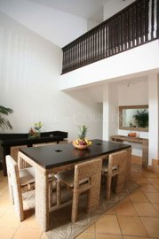 2104-126963-b952a8cbdbc2fd66601ce91bb265b9cce