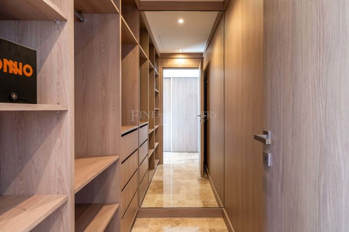 Image No.17-Propriété de 4 chambres à vendre à Montenegro