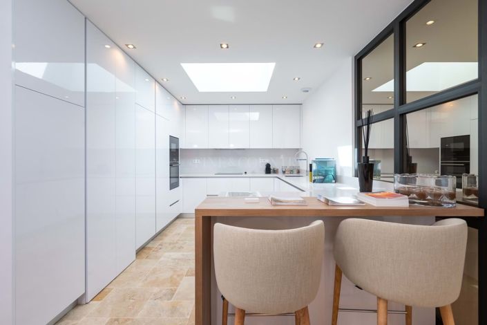 Image No.6-4 Bed Property for sale