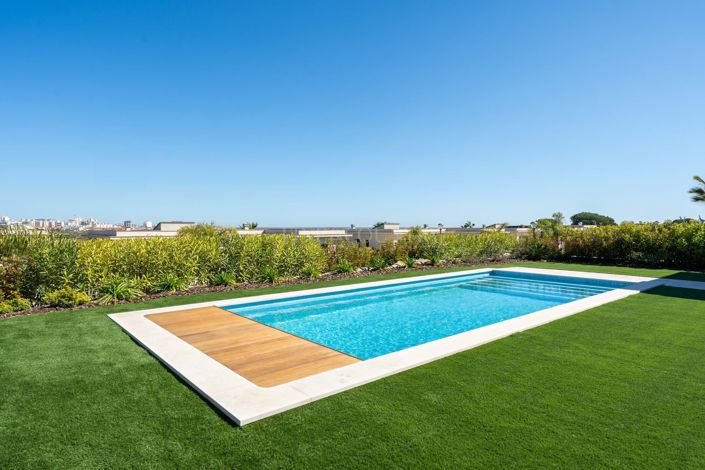 Image No.35-4 Bed Property for sale