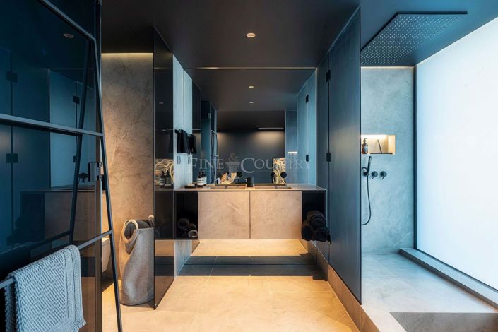 Image No.57-3 Bed Property for sale