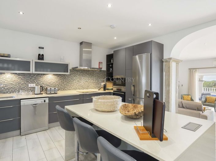 Image No.13-6 Bed Villa for sale