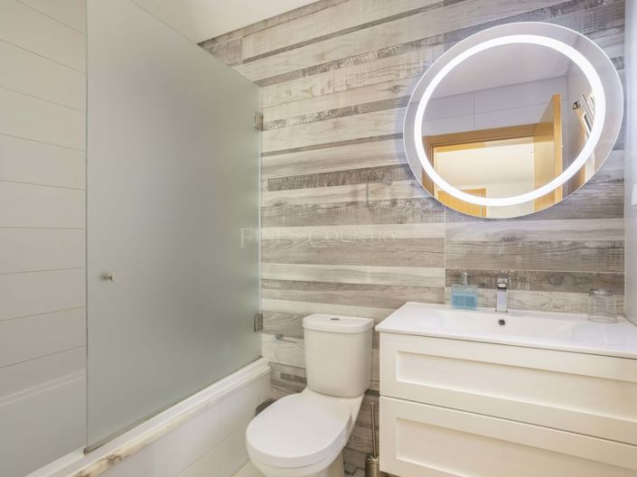 Image No.23-6 Bed Villa for sale