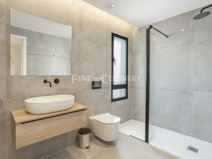 Image No.26-2 Bed Apartment for sale