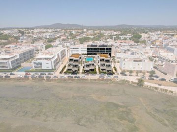 2104-309706-14d4e763c151089fe37f379b2f9be1ace